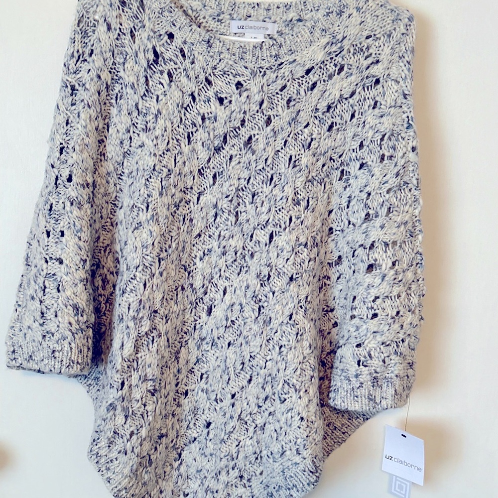 Liz Claiborne Ponchao